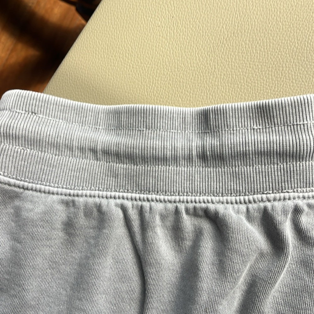 The North Face Light Gray Fleece Drawstring Shorts - Picture 7 of 9